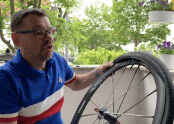 Tubeless-Montage Reifen auf Felge CyclingClaude